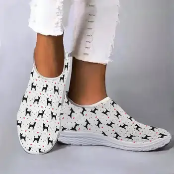 פשוט כלב דפוס אהבה מודפס לבן רך Unic סניקרס קיץ נוח רשת נעלי נעליים יומיומיות Zapatos